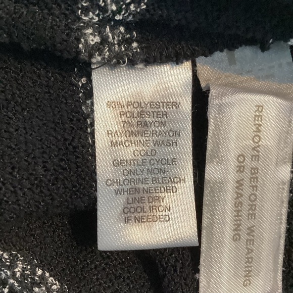 Lou & Grey Sweater Size M Black Stripe Cowl Neck - Picture 7 of 7